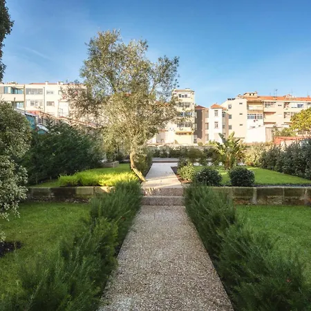 Apartment Cosy House Downtown With Swimming Pool And Ac